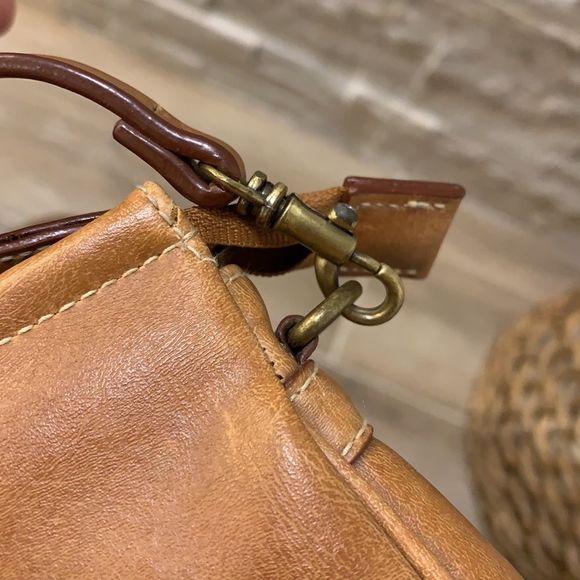 ROSETTI || Tiny Caramel Vinyl Purse 👜 - Picture 6 of 6